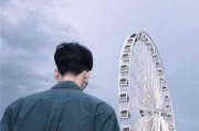 弹吉他男生头像冷酷帅气图片