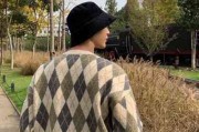 情侣头像一男一女情头一人一半表情包
