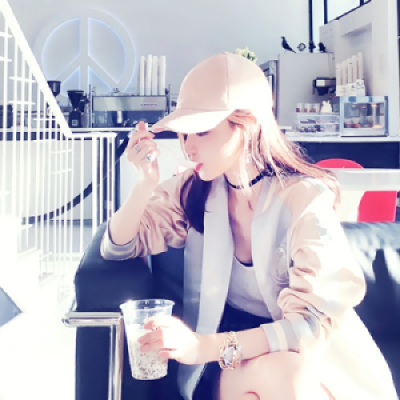 女士图片微信头像真人 第3张
