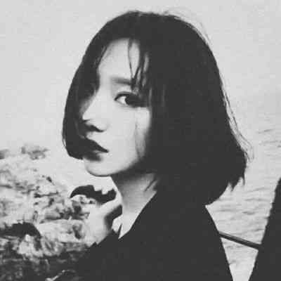 个性头像女生霸气冷酷戴眼镜 第18张