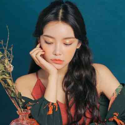最火微信头像 女生 第7张