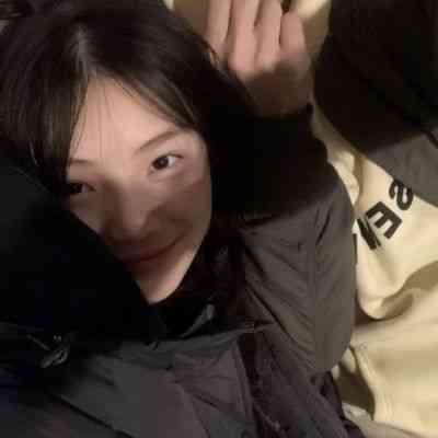 情侣头像女的抱着狗男的是狗 第5张