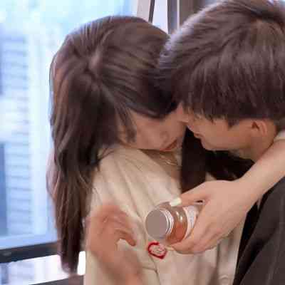 情侣头像一男一女各一张真人 第4张
