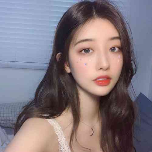 个人简历头像女 第11张