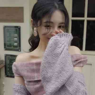 好看的头像图片女手机挡脸 第7张