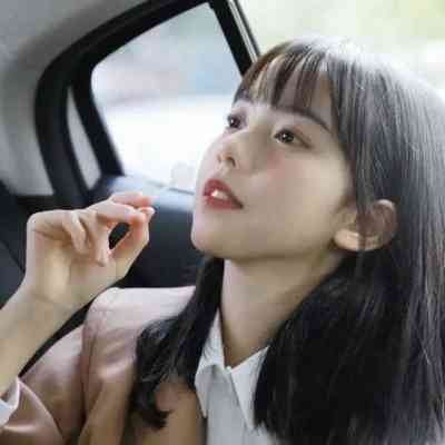 好看的头像图片女手机挡脸 第15张