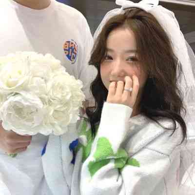 简单情侣头像一男一女 第9张