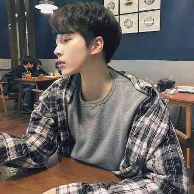 头像男成熟干净图片 第8张