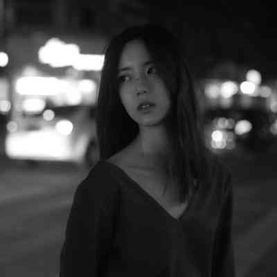 qq女生头像霸气高冷真人 第8张