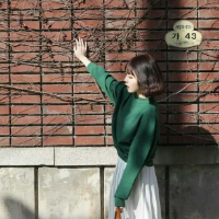 丧系女真人头像背影 第5张