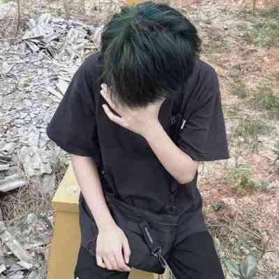 适合长期不换的头像男干净阳光 第2张
