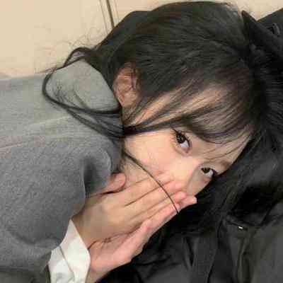 头像女生简单气质森系手绘侧脸 第12张