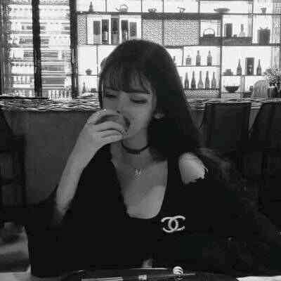 头像女高级感小众 第7张
