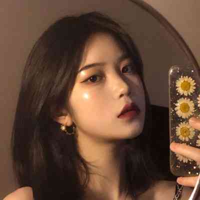 好看的头像图片 女生森系 第11张