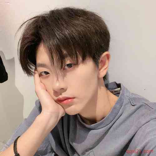 高级小众男头像 第19张