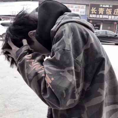 微信头像男生阳光 海边图片 第1张