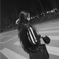 头像网易云女生单人 第11张