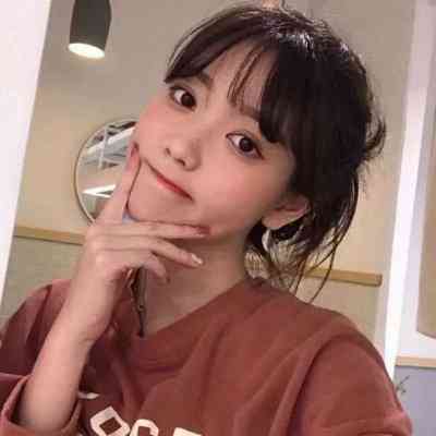 头像女高清头像高冷抱狗 第14张