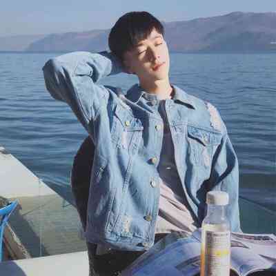 微信男生头像成熟干净 第5张