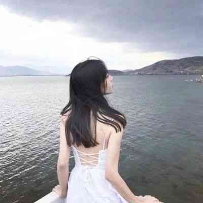 微信头像图片女背影霸气黑色 第10张