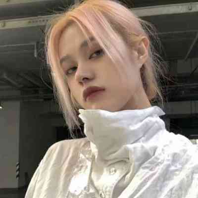 2025年新头像女生微信 第9张