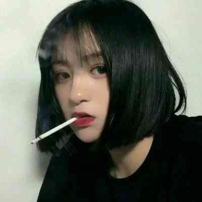 高冷霸气真人女头像 第6张