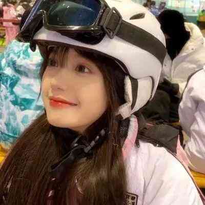 侧脸女生头像高冷霸气 第1张