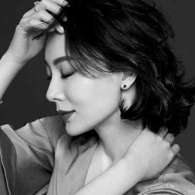 知性女生头像 第1张