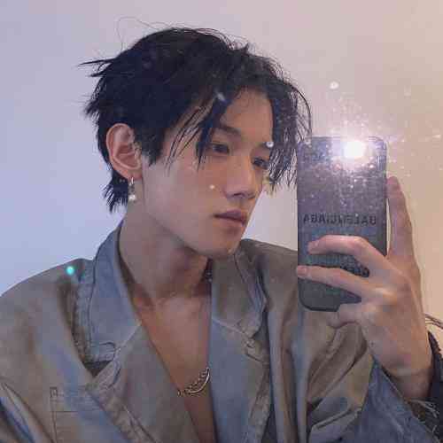 2024最精美头像男 第7张